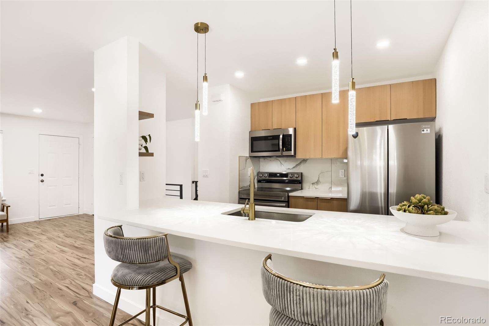 MLS Image #3 for 3722 s granby way,aurora, Colorado