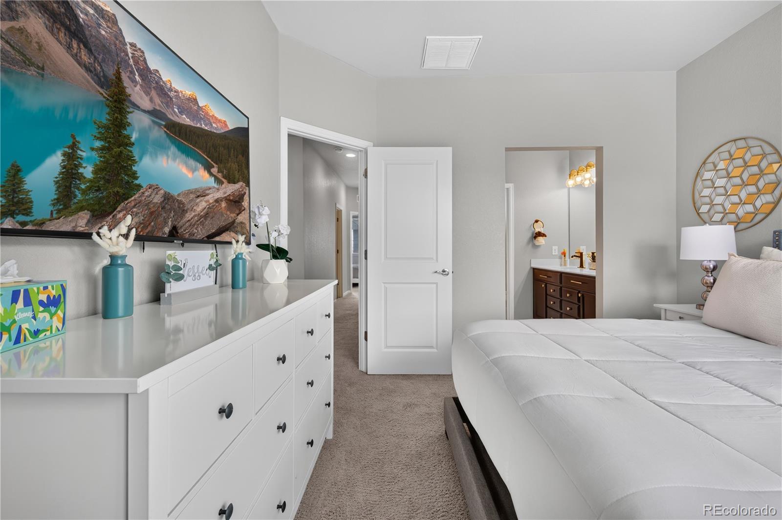 MLS Image #15 for 19733 w 93rd lane,arvada, Colorado