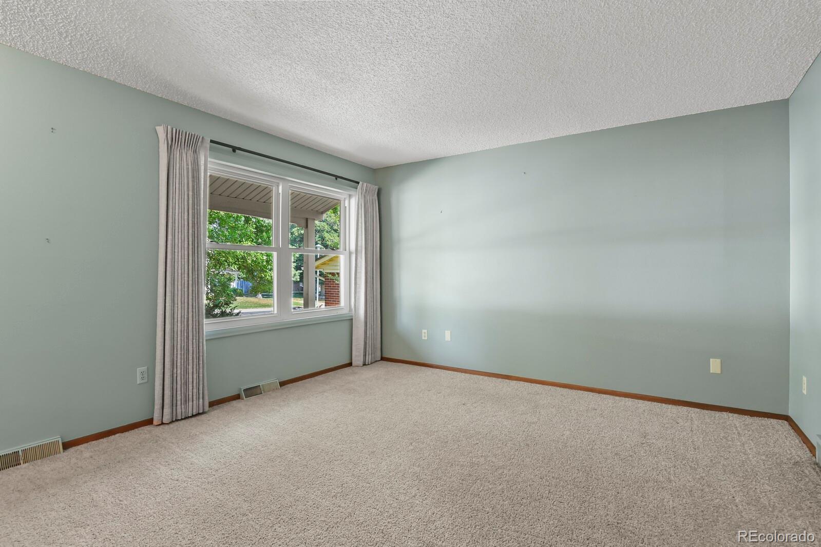 MLS Image #5 for 12883  milwaukee court,thornton, Colorado