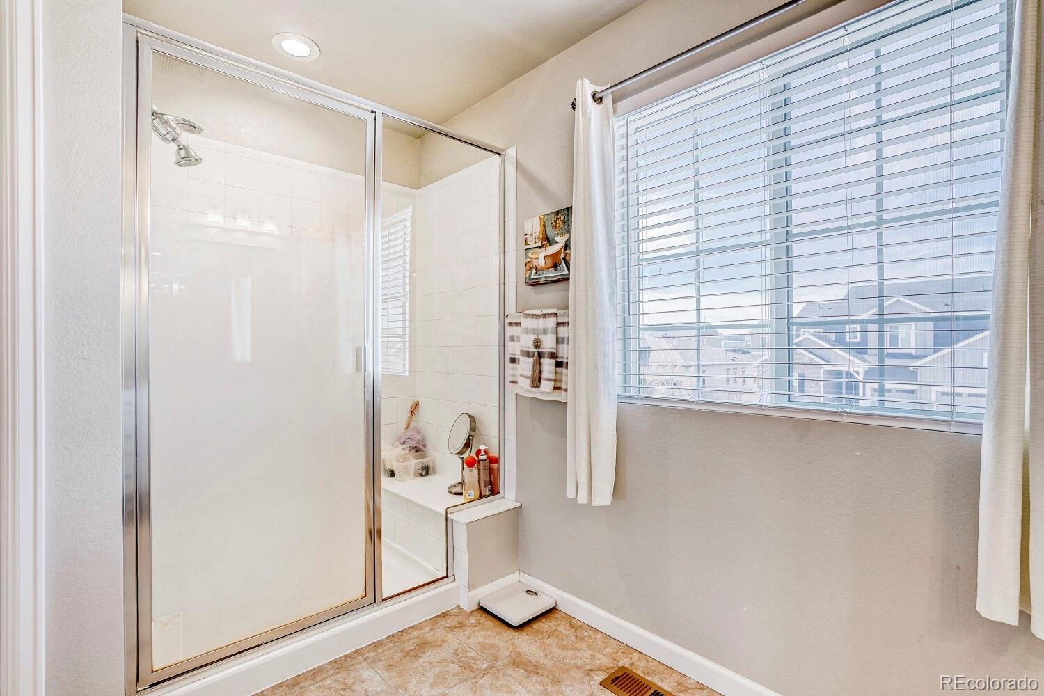 MLS Image #19 for 11748  oneida street,denver, Colorado