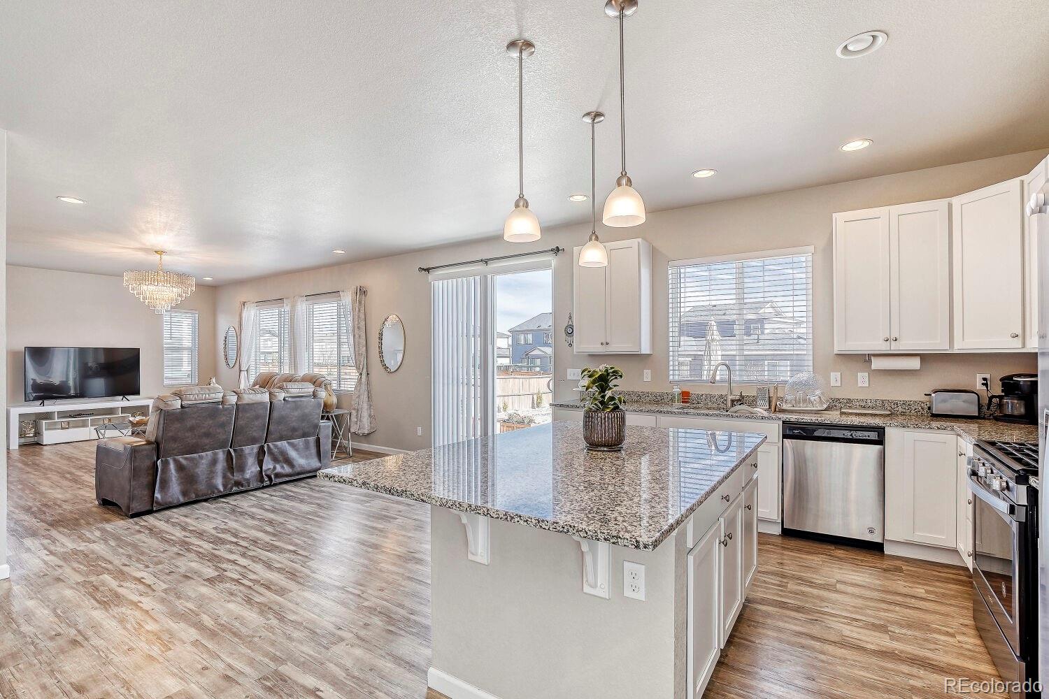 MLS Image #8 for 11748  oneida street,denver, Colorado