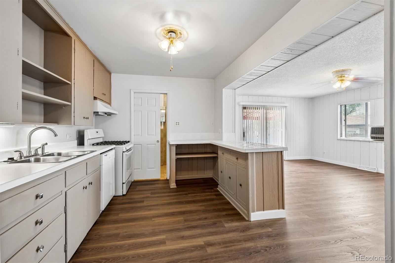 MLS Image #9 for 9230  wigham street,thornton, Colorado