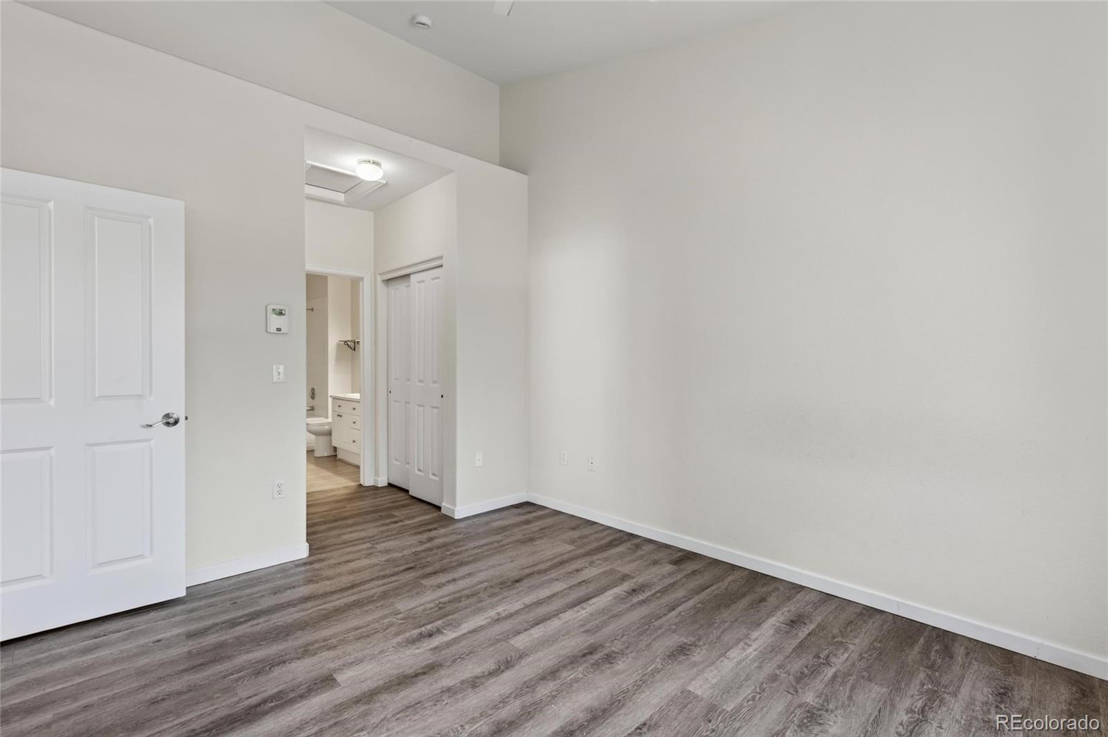 MLS Image #11 for 4054 s crystal circle,aurora, Colorado