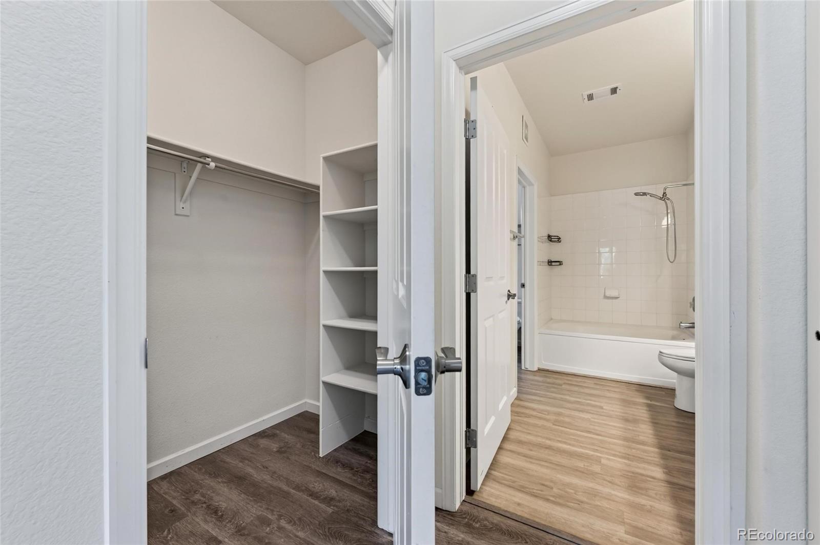 MLS Image #12 for 4054 s crystal circle,aurora, Colorado
