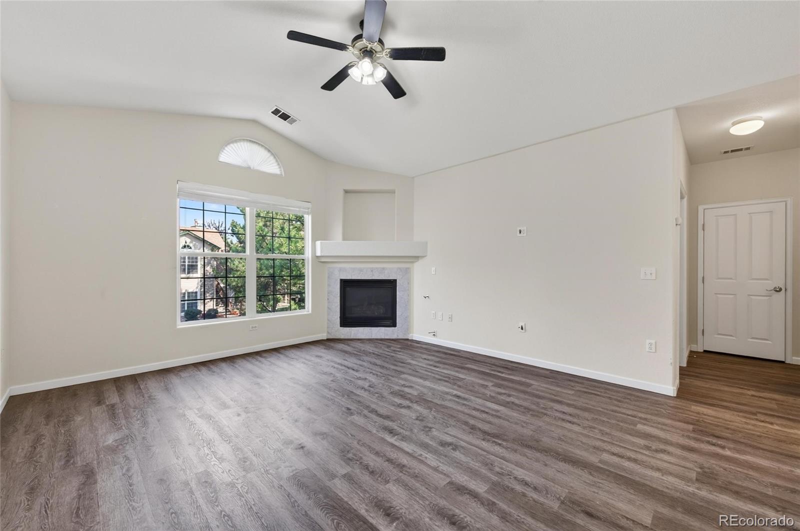 MLS Image #4 for 4054 s crystal circle,aurora, Colorado