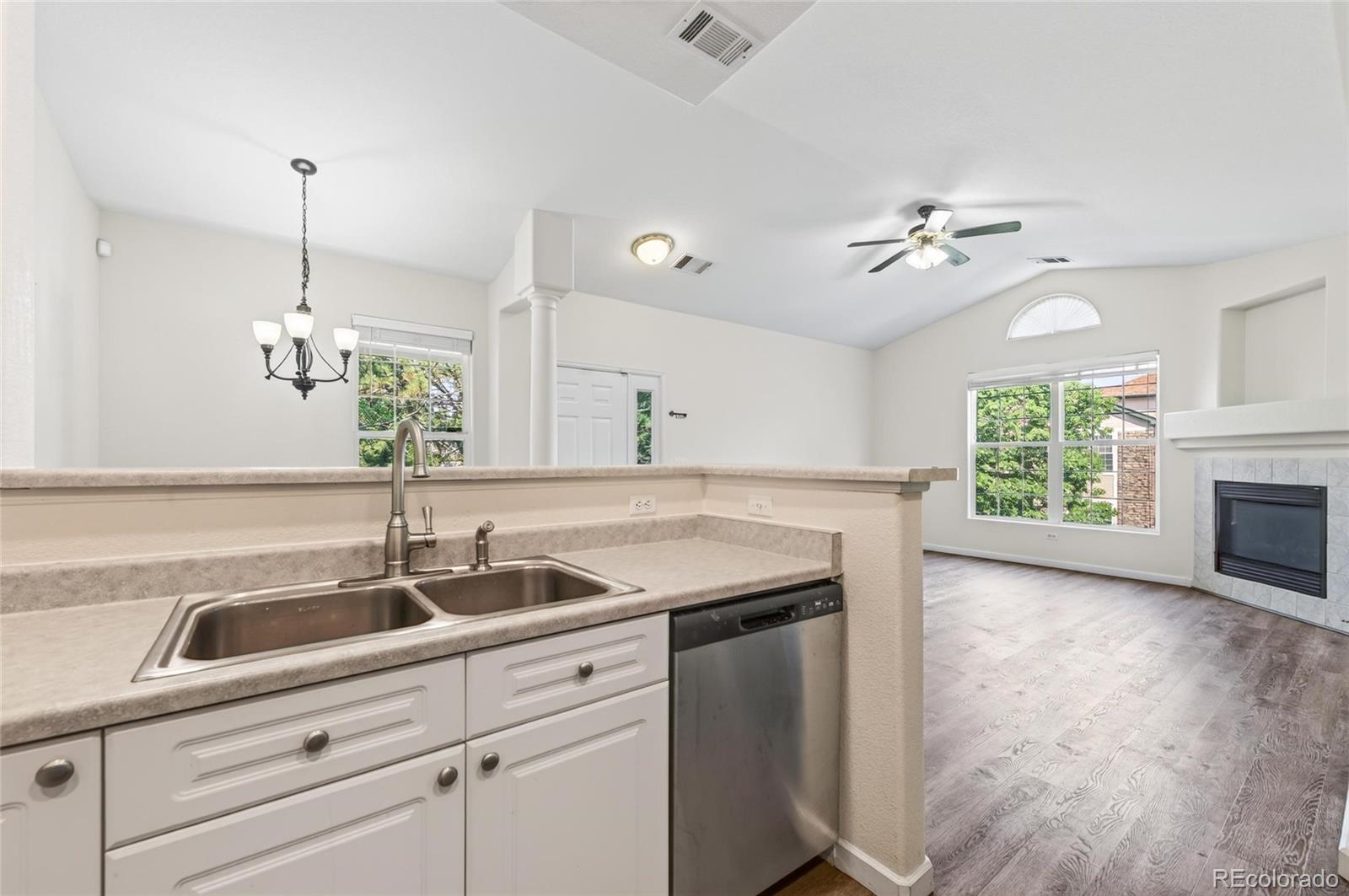 MLS Image #7 for 4054 s crystal circle,aurora, Colorado