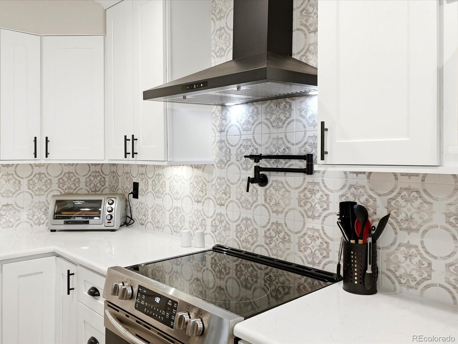 MLS Image #12 for 14426 w yale place,denver, Colorado