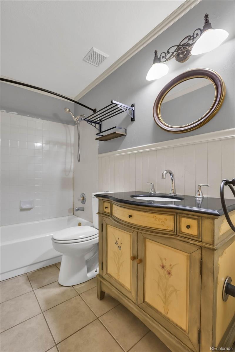 MLS Image #22 for 5339 s jebel street,aurora, Colorado