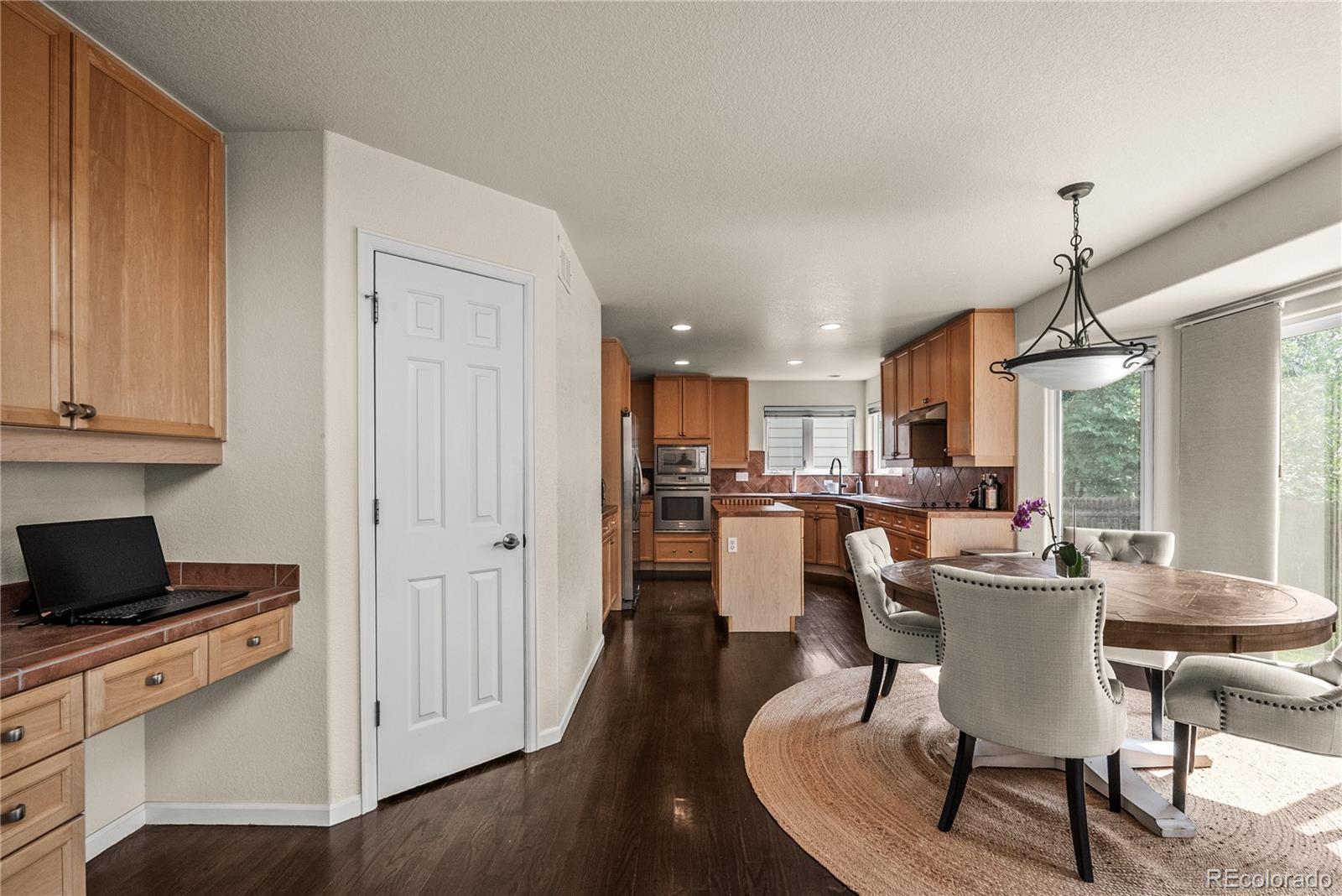 MLS Image #15 for 8382 e amherst circle,denver, Colorado