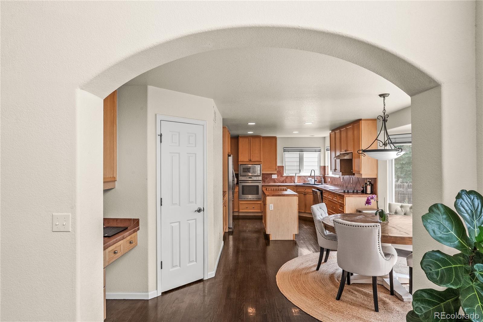 MLS Image #16 for 8382 e amherst circle,denver, Colorado