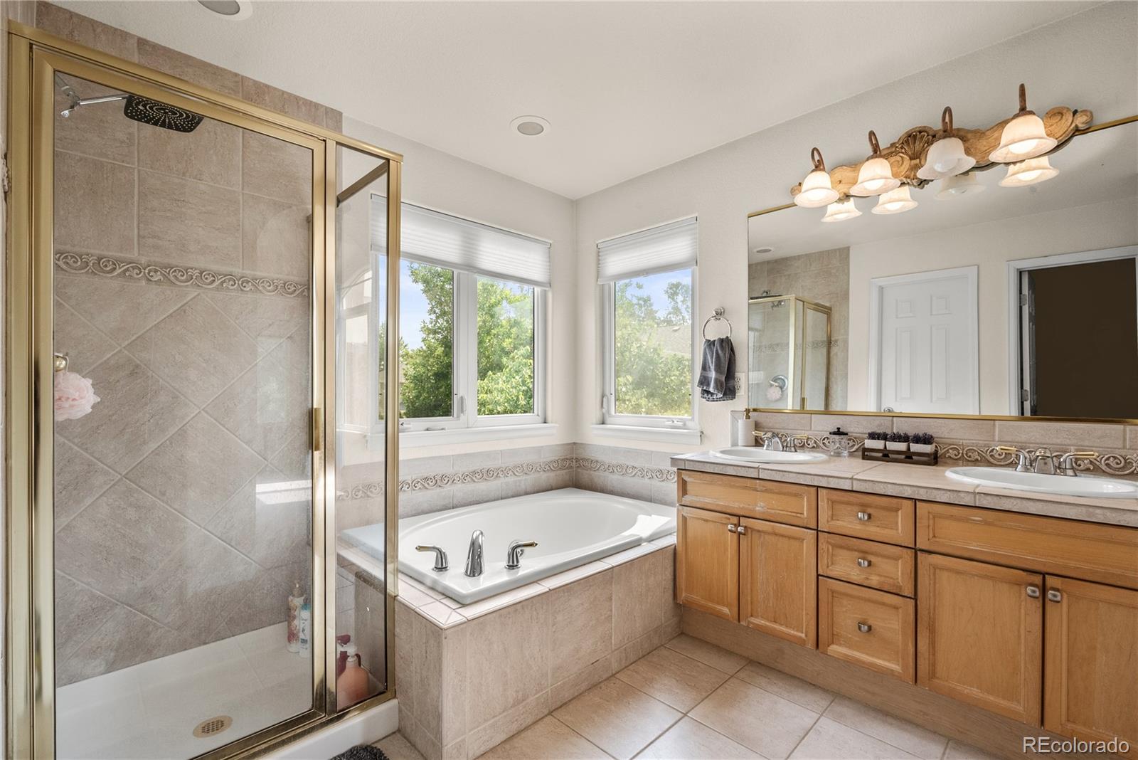 MLS Image #28 for 8382 e amherst circle,denver, Colorado