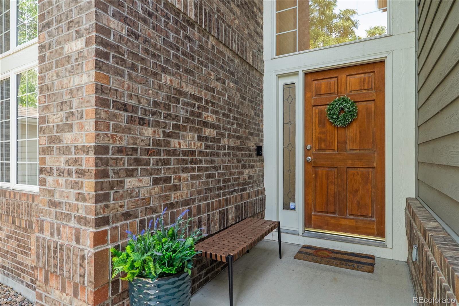 MLS Image #3 for 8382 e amherst circle,denver, Colorado