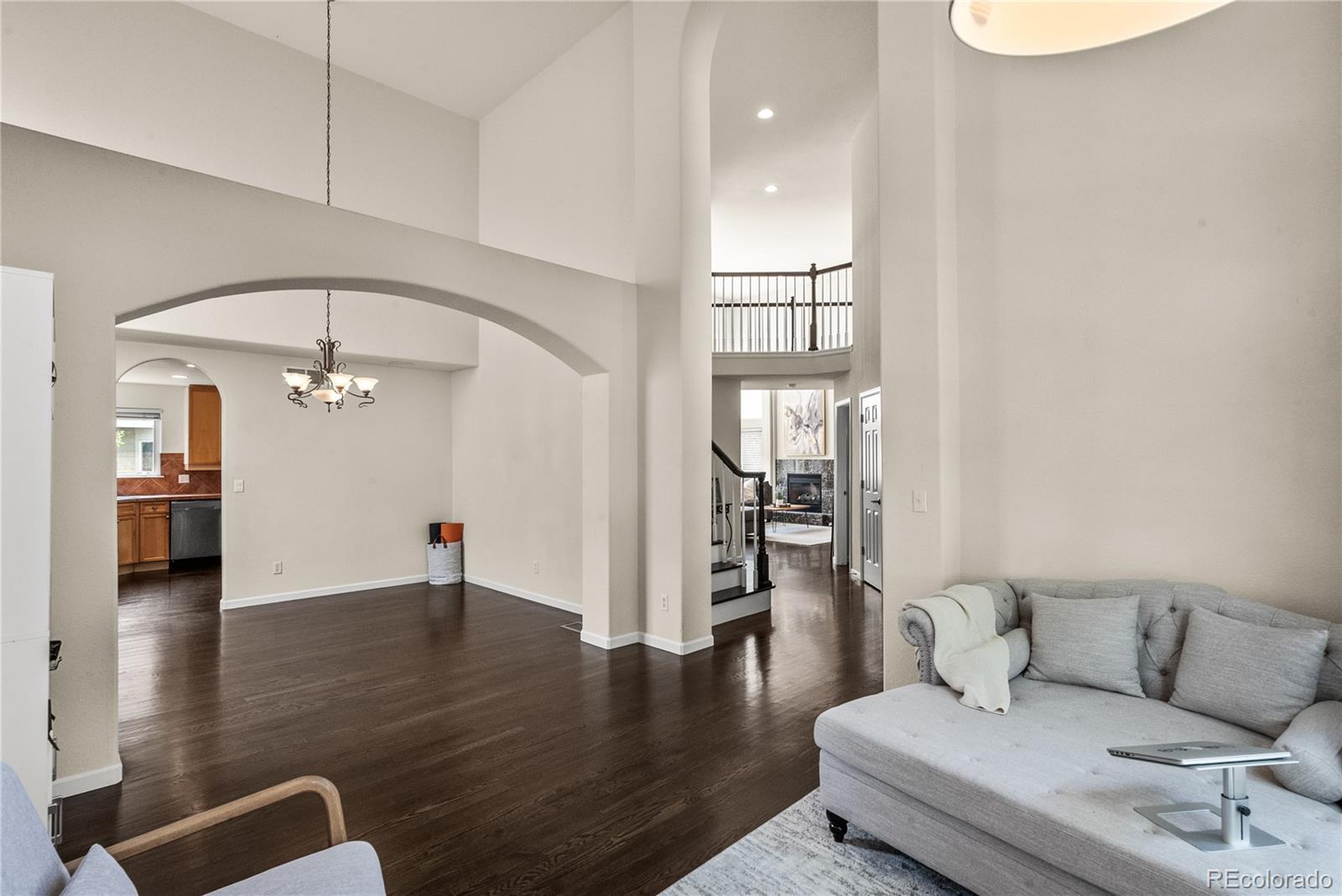 MLS Image #9 for 8382 e amherst circle,denver, Colorado