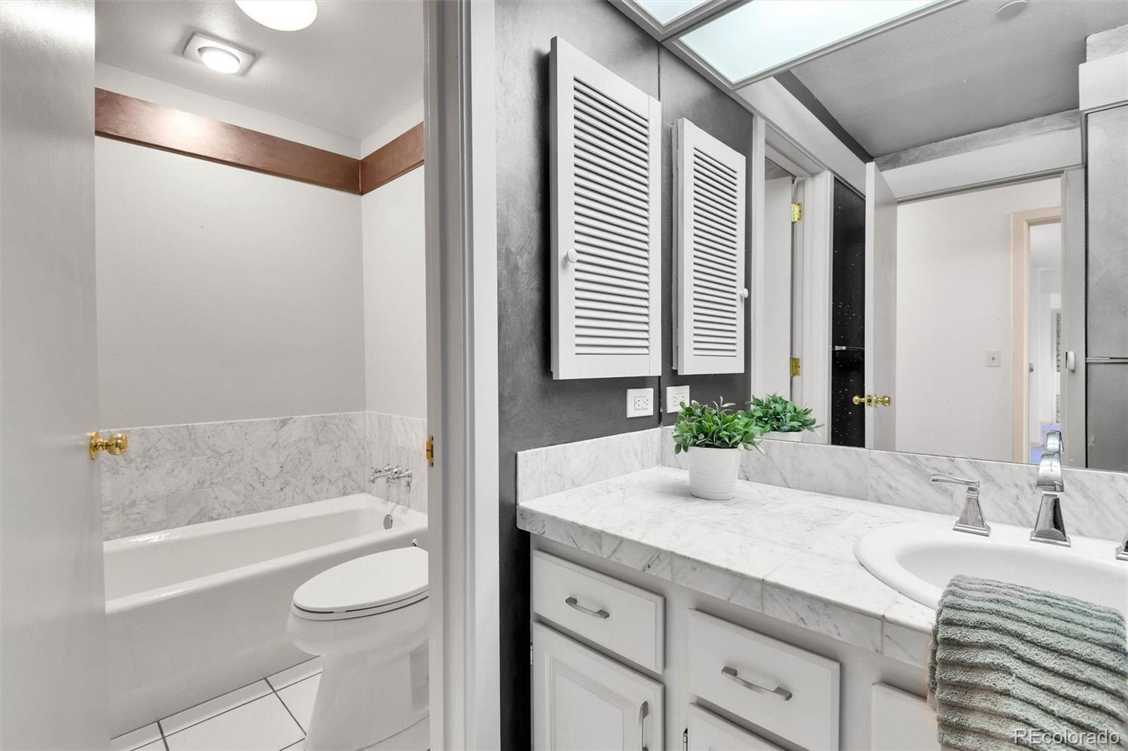 MLS Image #21 for 1900 e girard place,englewood, Colorado