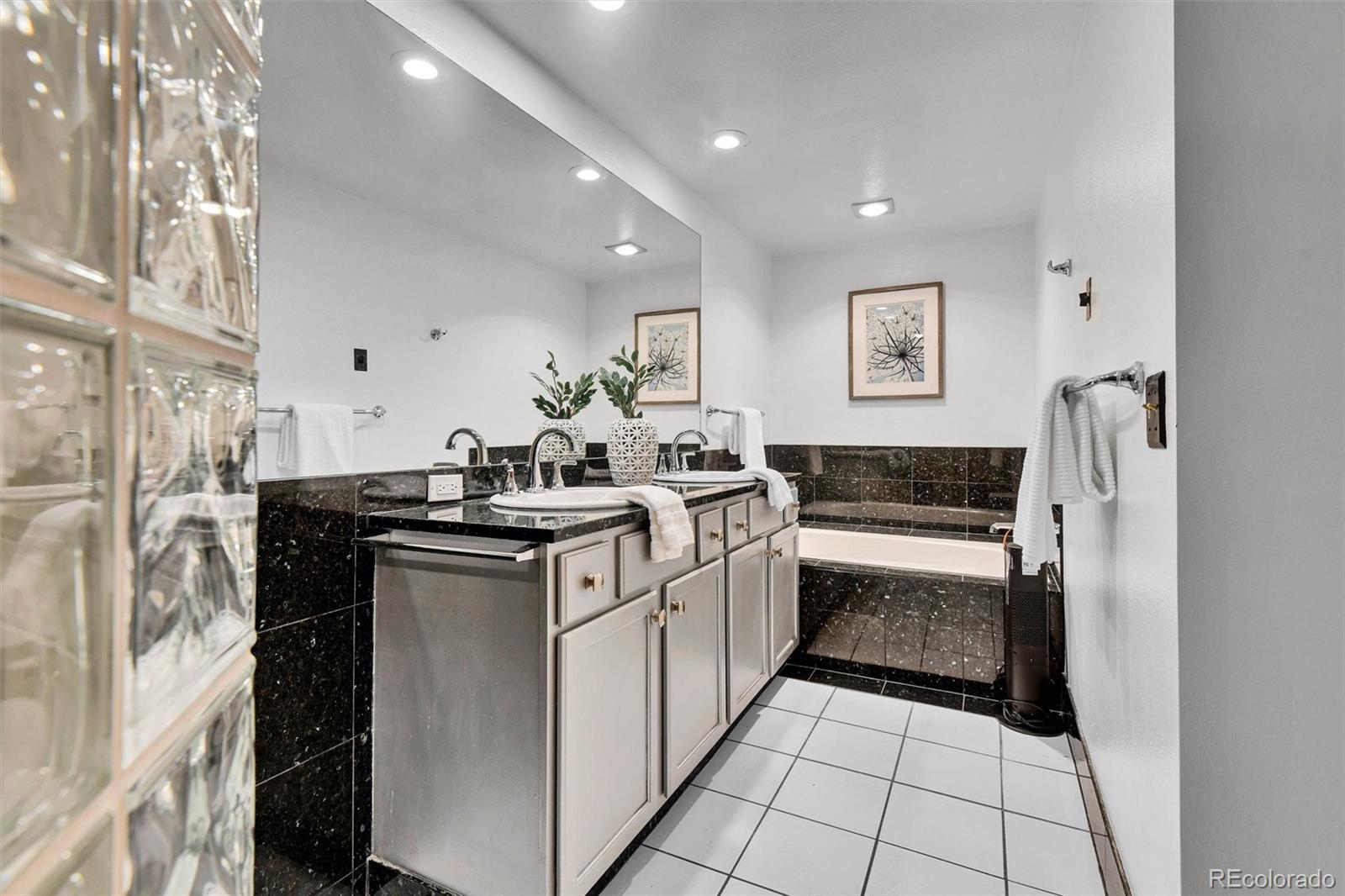 MLS Image #33 for 1900 e girard place,englewood, Colorado