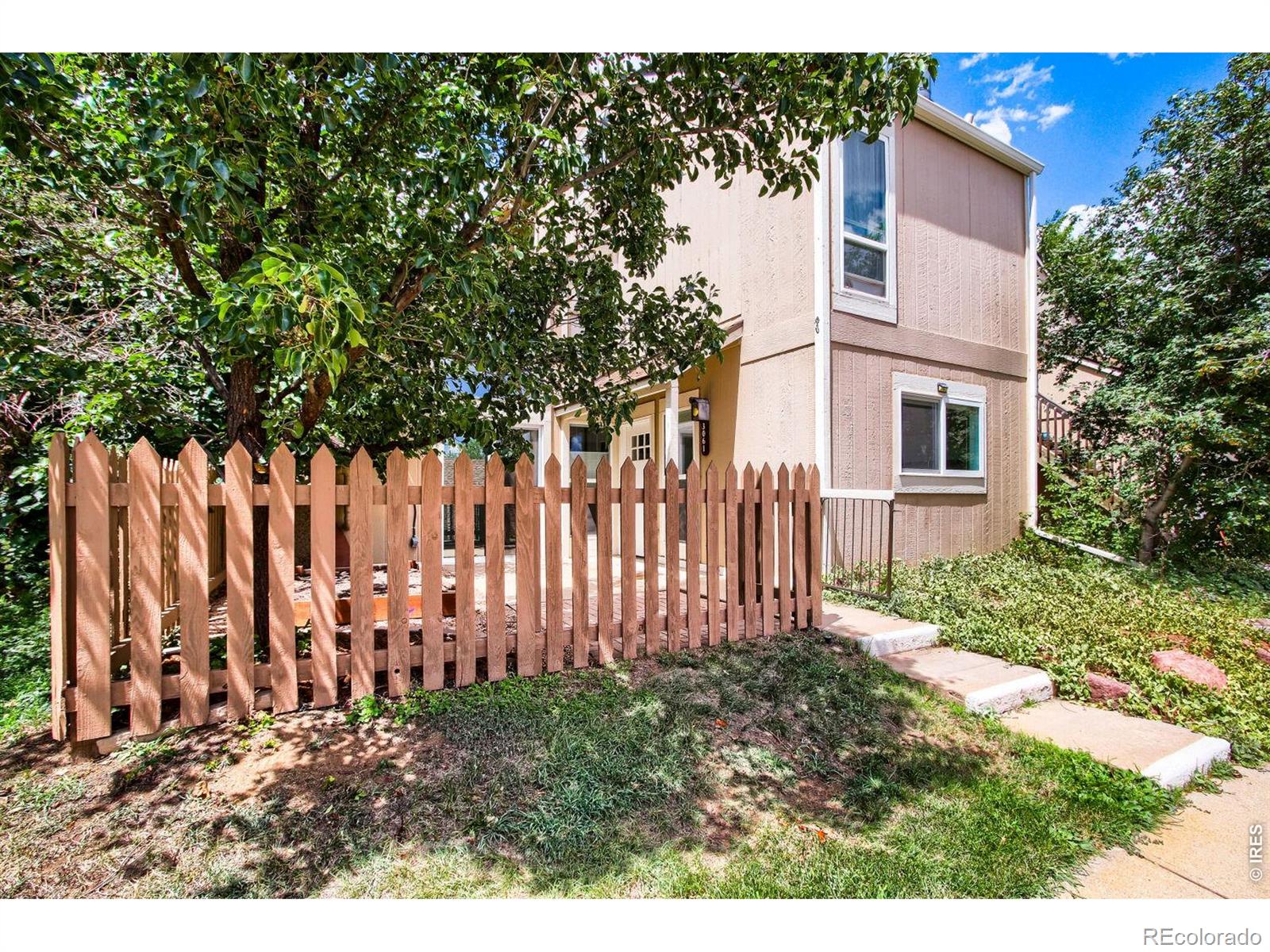 MLS Image #2 for 3061  redstone lane,boulder, Colorado