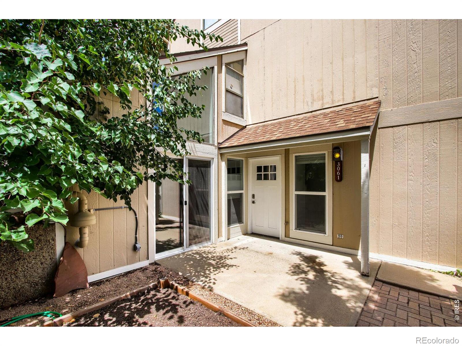 MLS Image #3 for 3061  redstone lane,boulder, Colorado