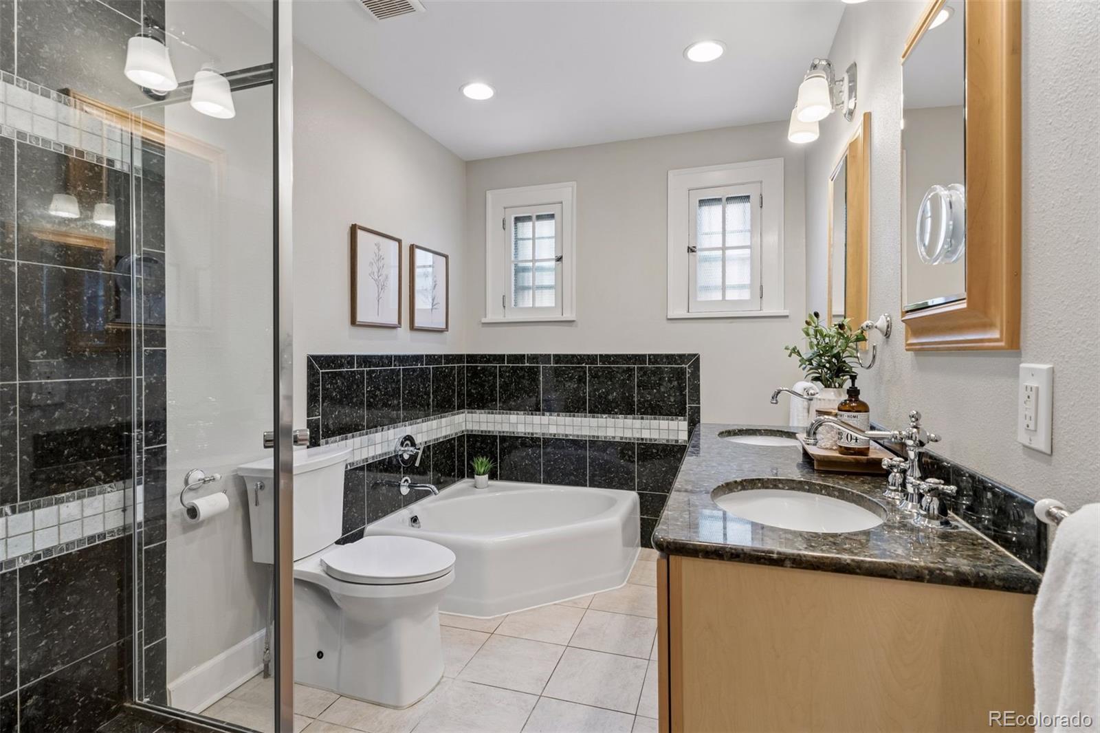 MLS Image #24 for 665  milwaukee street,denver, Colorado