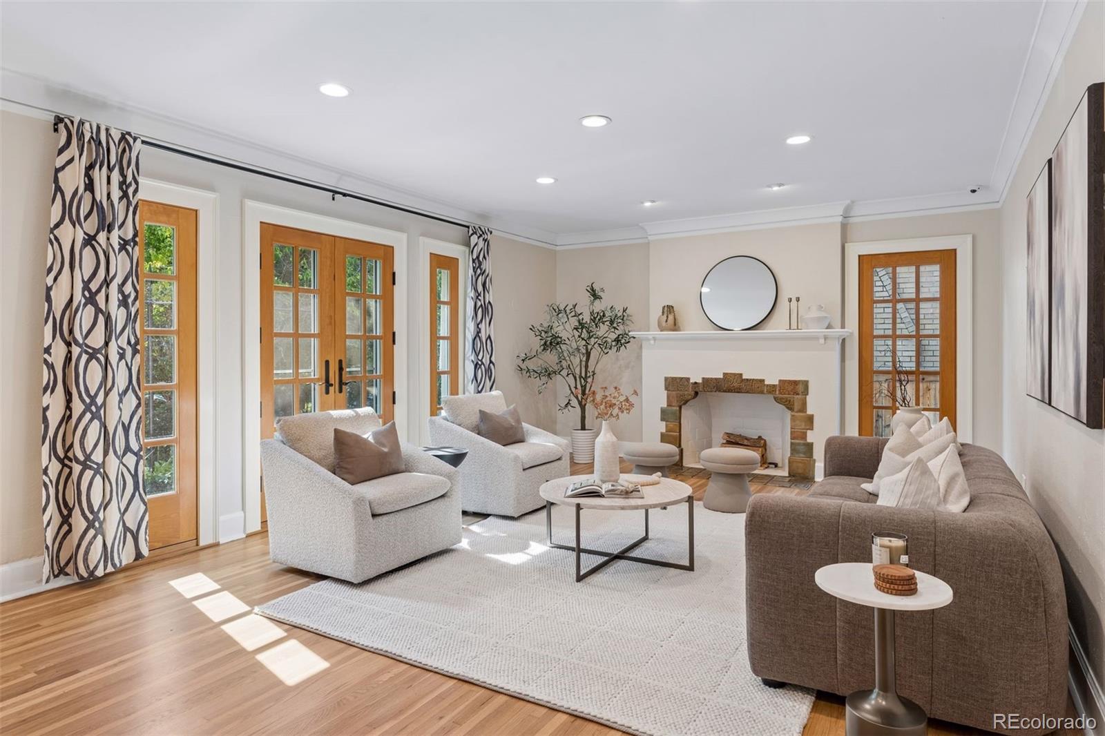 MLS Image #5 for 665  milwaukee street,denver, Colorado