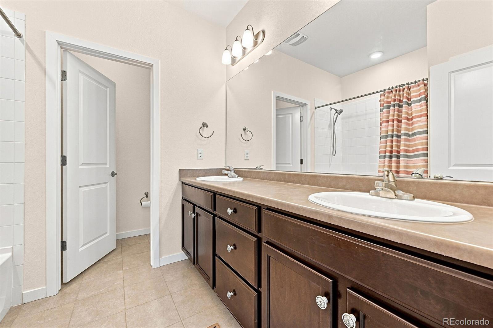 MLS Image #12 for 867 e 98th avenue 1203,denver, Colorado