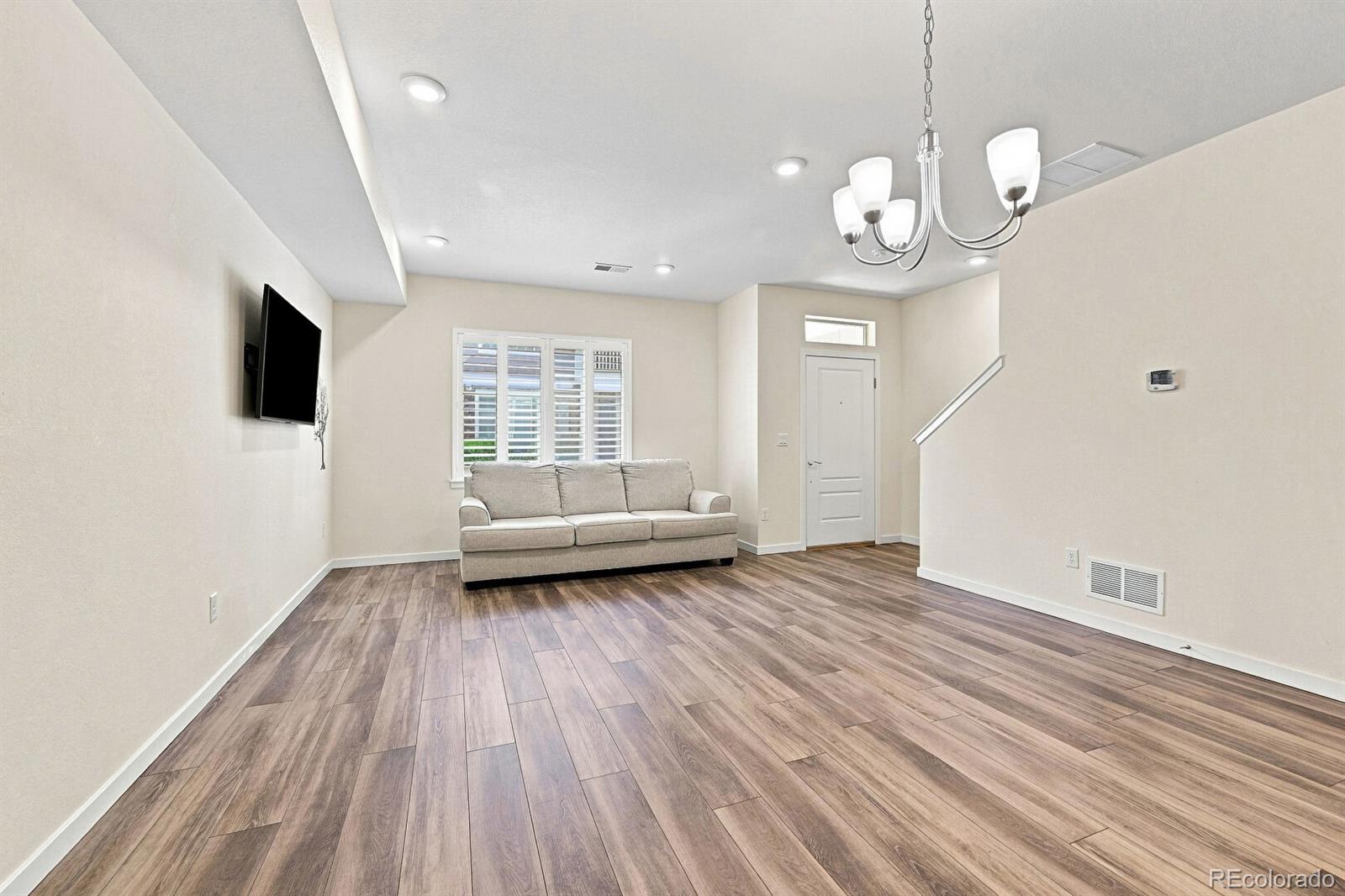 MLS Image #5 for 867 e 98th avenue 1203,denver, Colorado