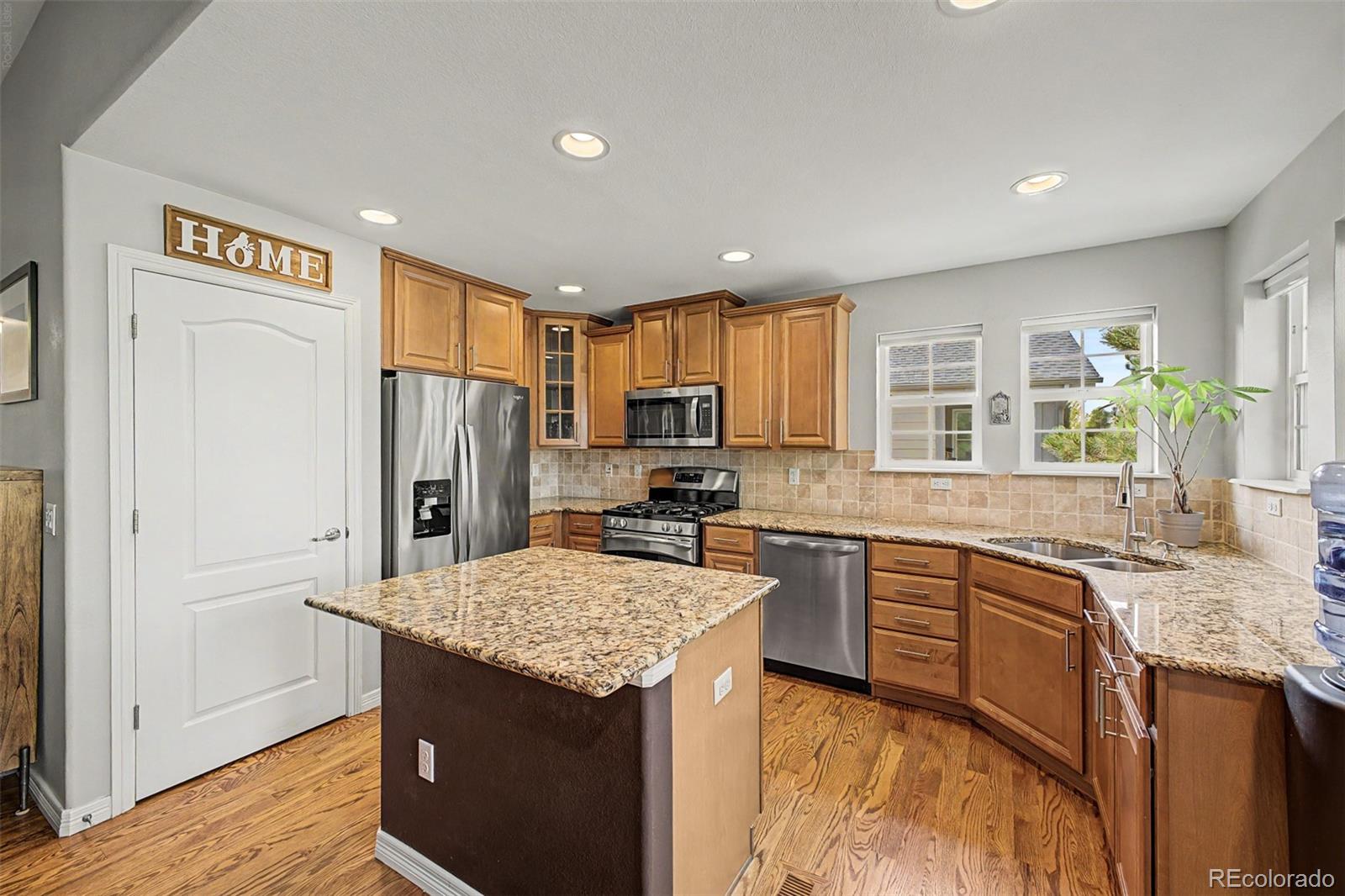 MLS Image #13 for 15027  xenia street,thornton, Colorado