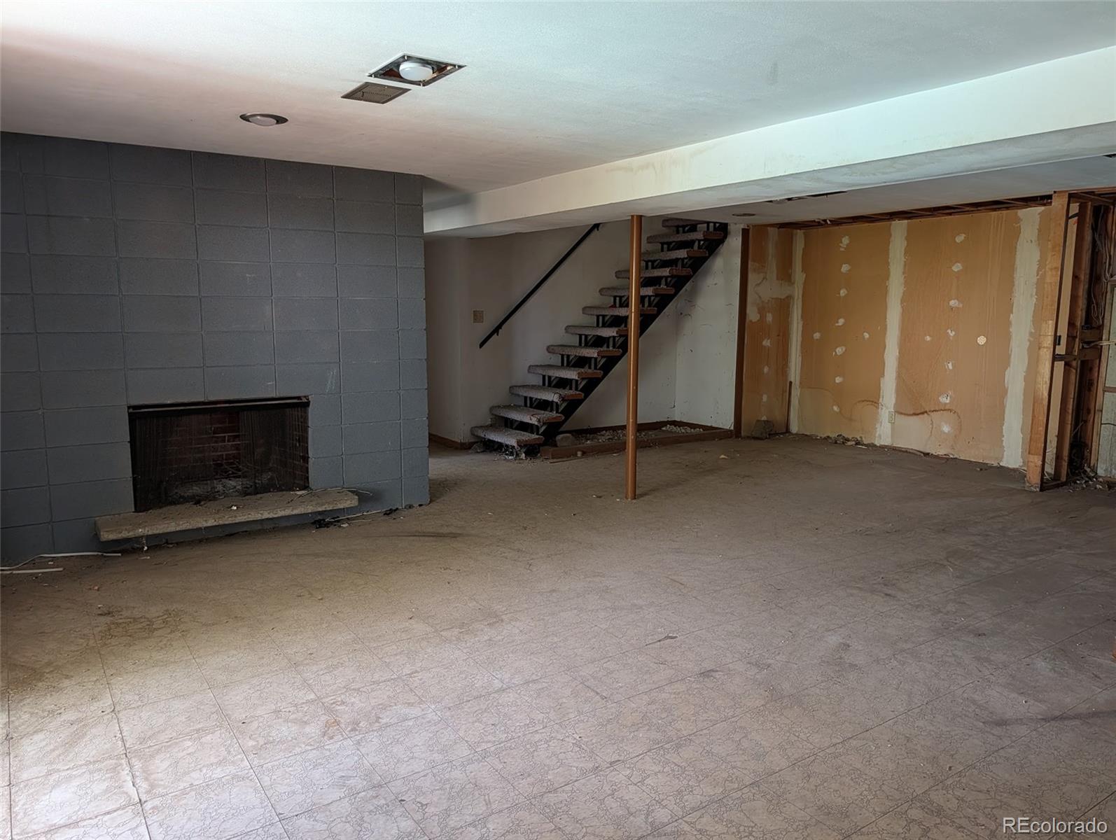 MLS Image #16 for 950 s foothill drive,denver, Colorado
