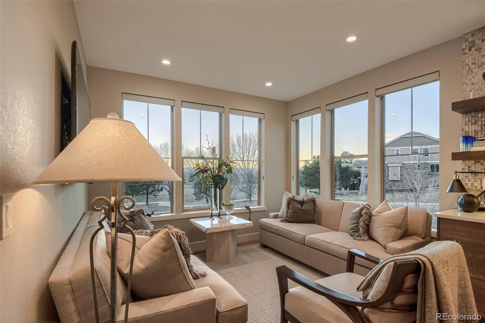 MLS Image #5 for 6959 s buchanan street,aurora, Colorado