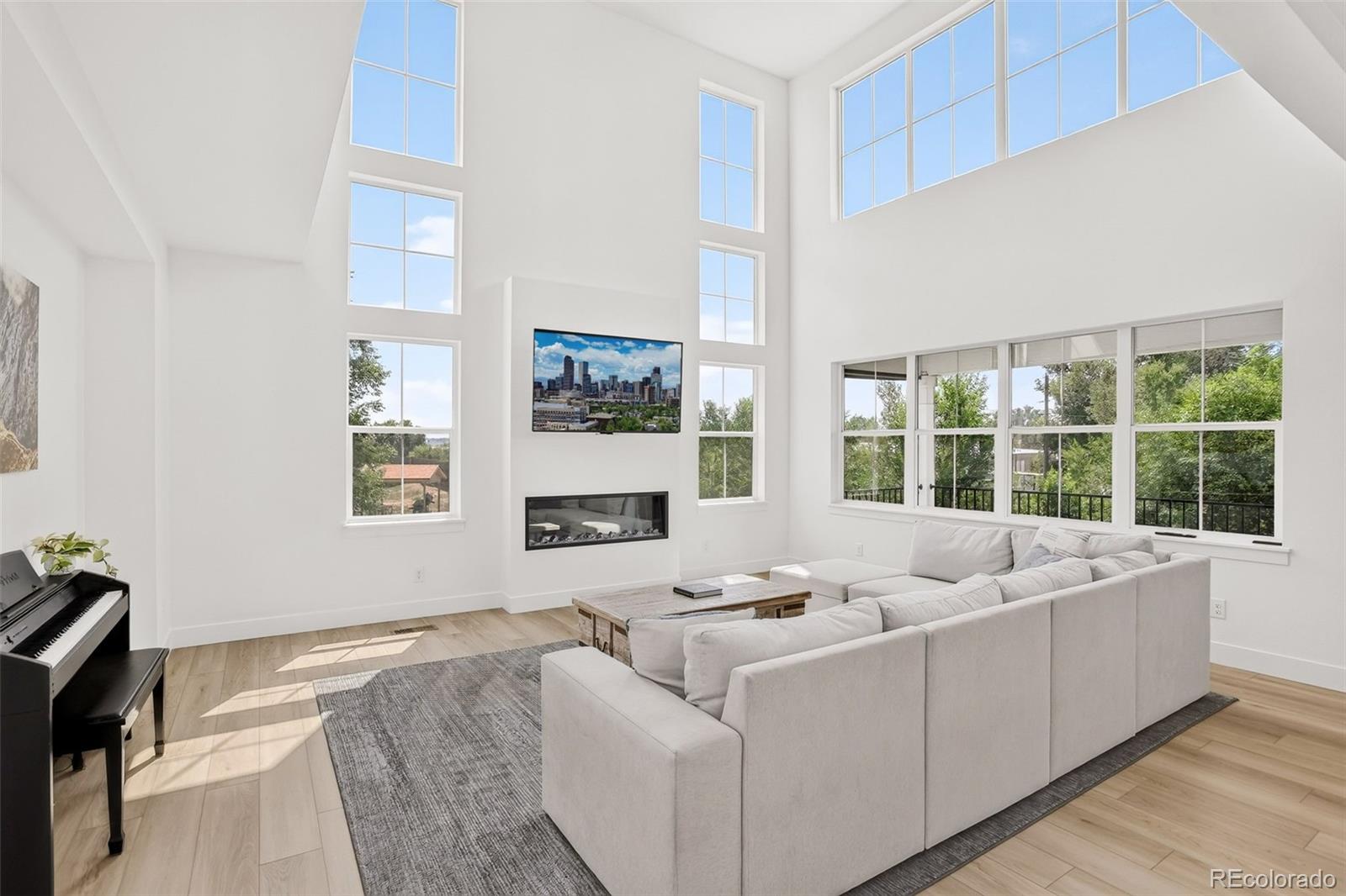 MLS Image #3 for 6780 w 60th avenue,arvada, Colorado