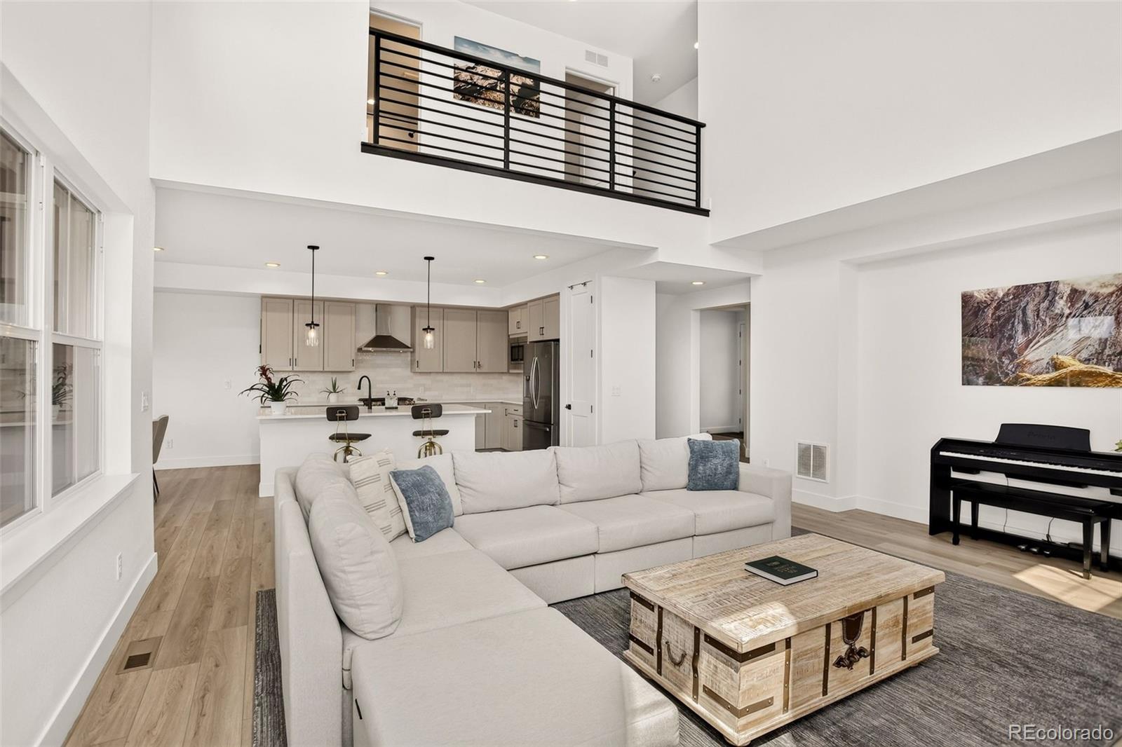 MLS Image #5 for 6780 w 60th avenue,arvada, Colorado