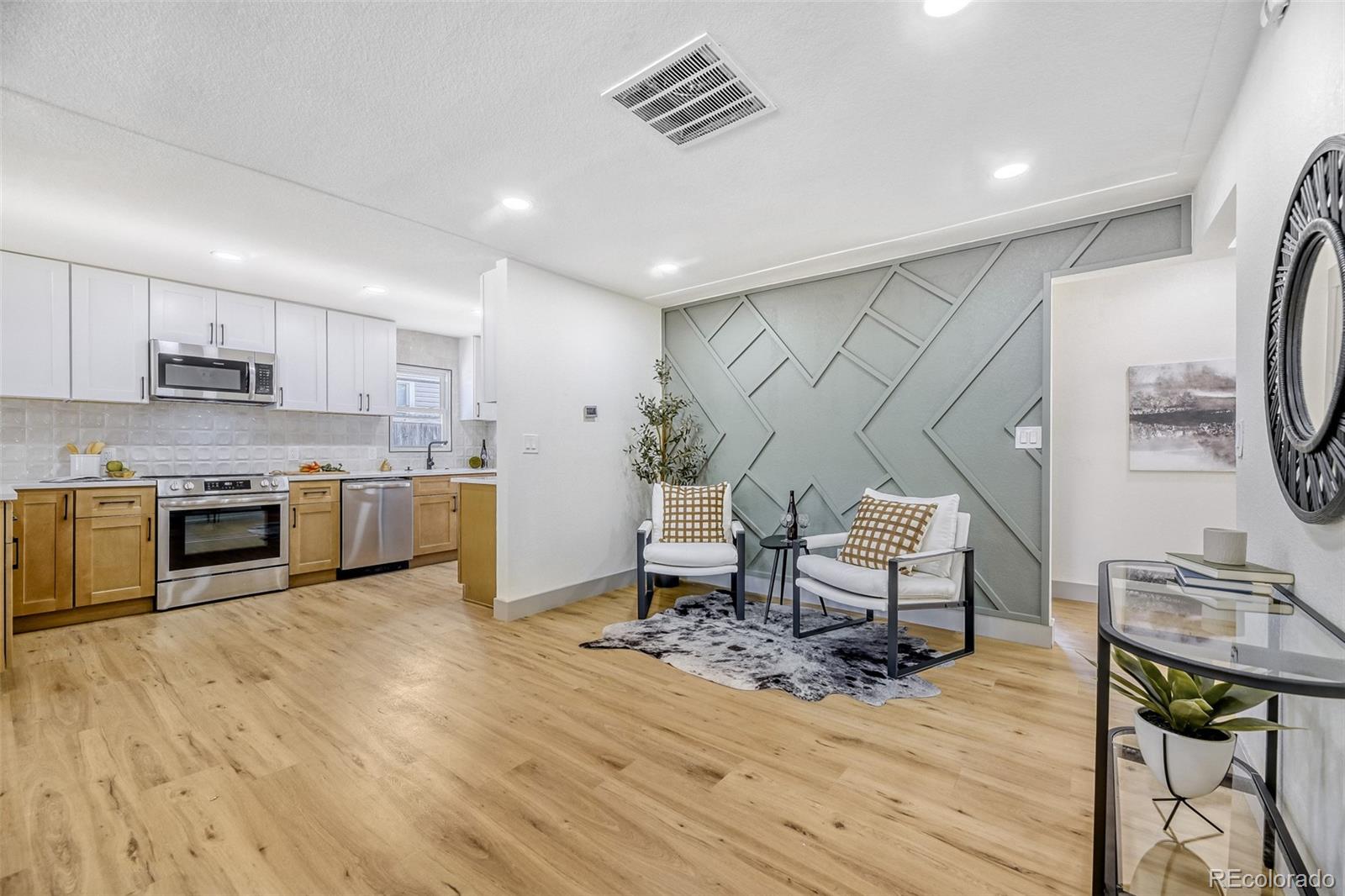 MLS Image #6 for 4345  fenton street,denver, Colorado