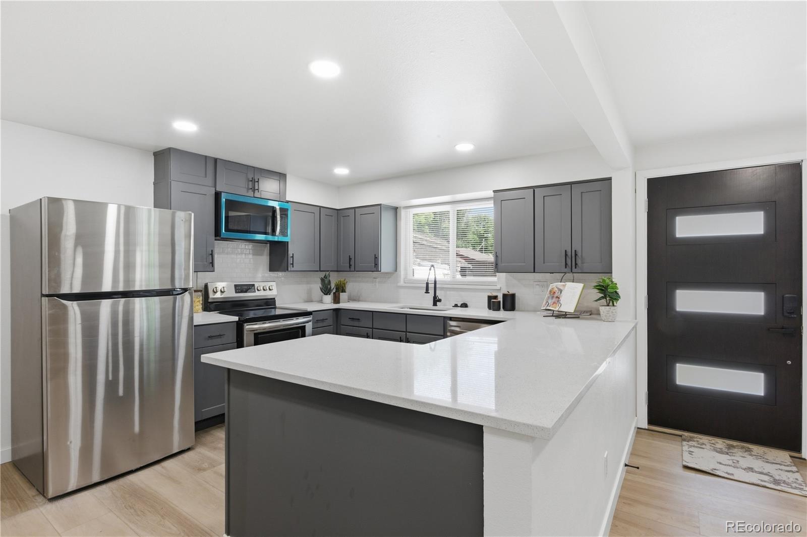 MLS Image #5 for 6033  hoyt court,arvada, Colorado
