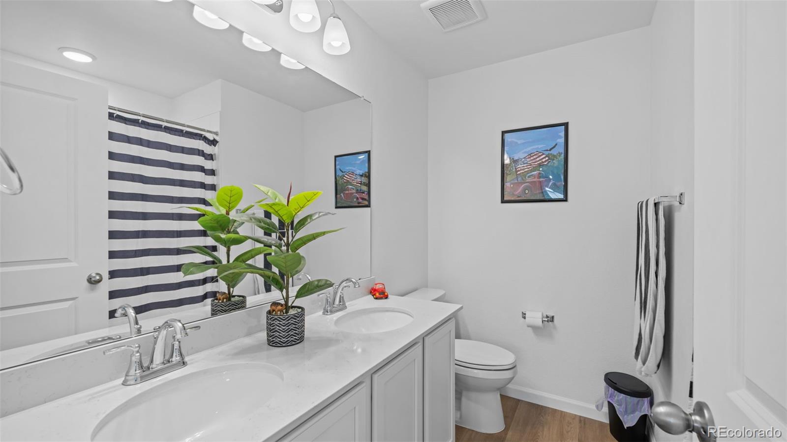 MLS Image #16 for 24770 e 39th avenue,aurora, Colorado