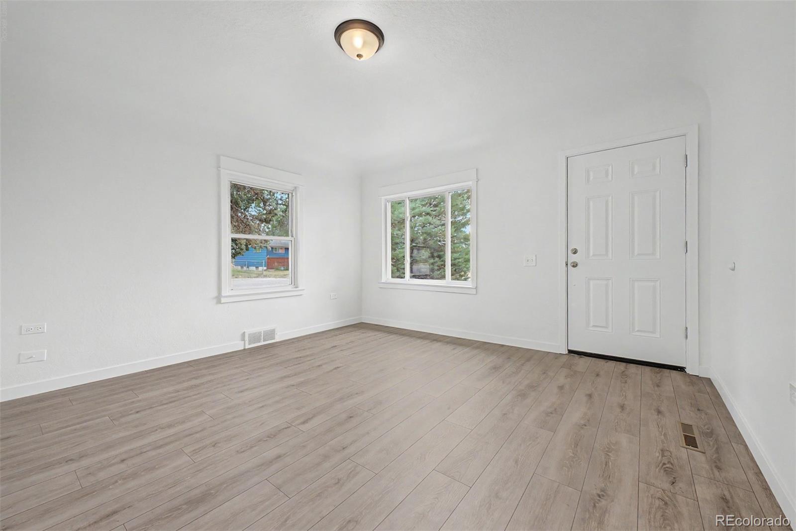 MLS Image #2 for 1555 n monroe avenue,loveland, Colorado