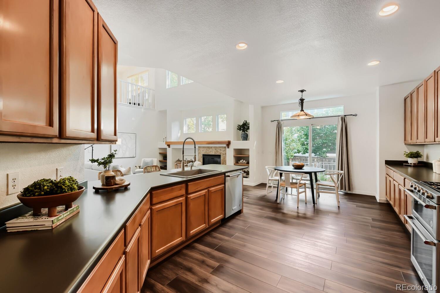 MLS Image #10 for 14338  lakeview lane,broomfield, Colorado
