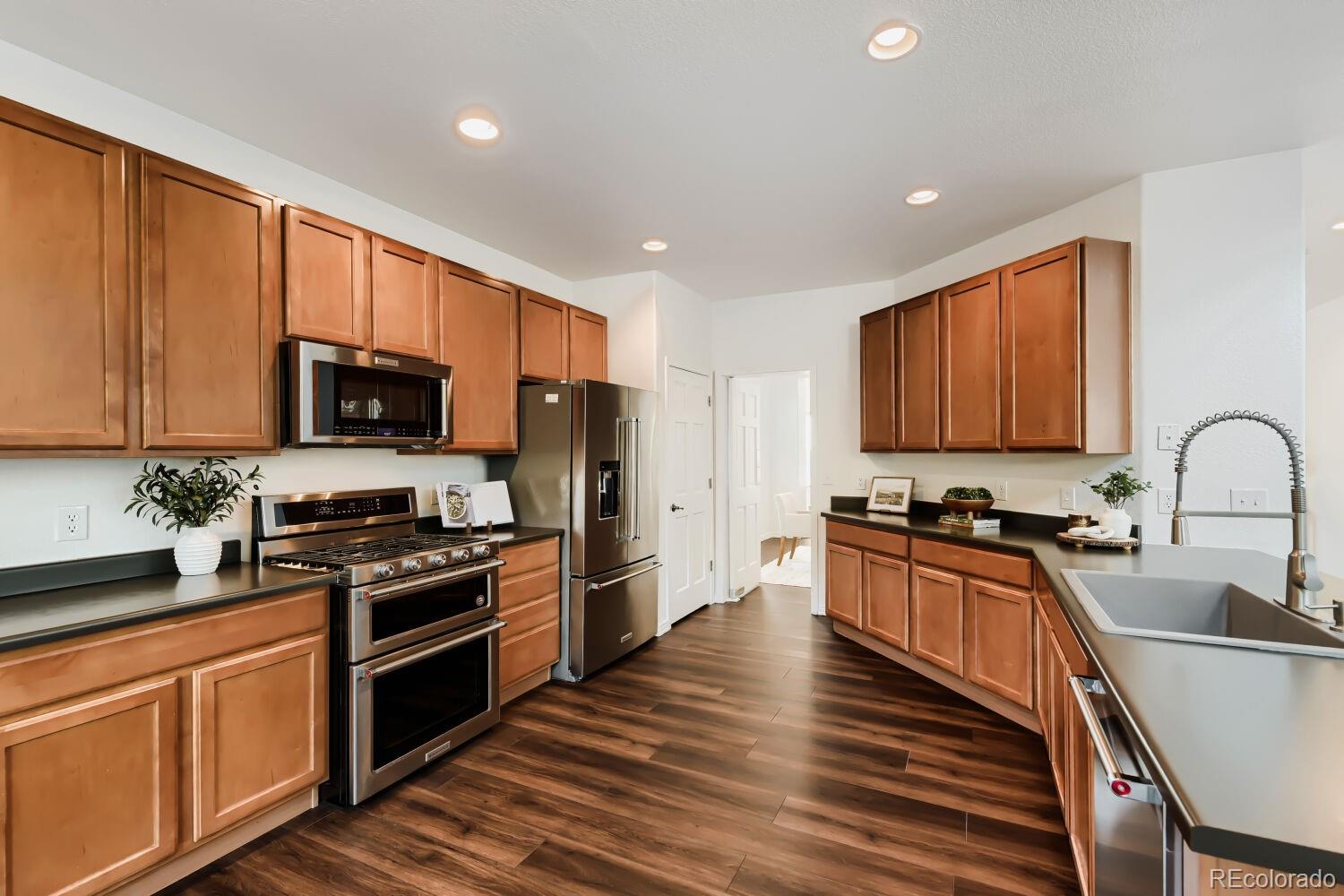 MLS Image #9 for 14338  lakeview lane,broomfield, Colorado