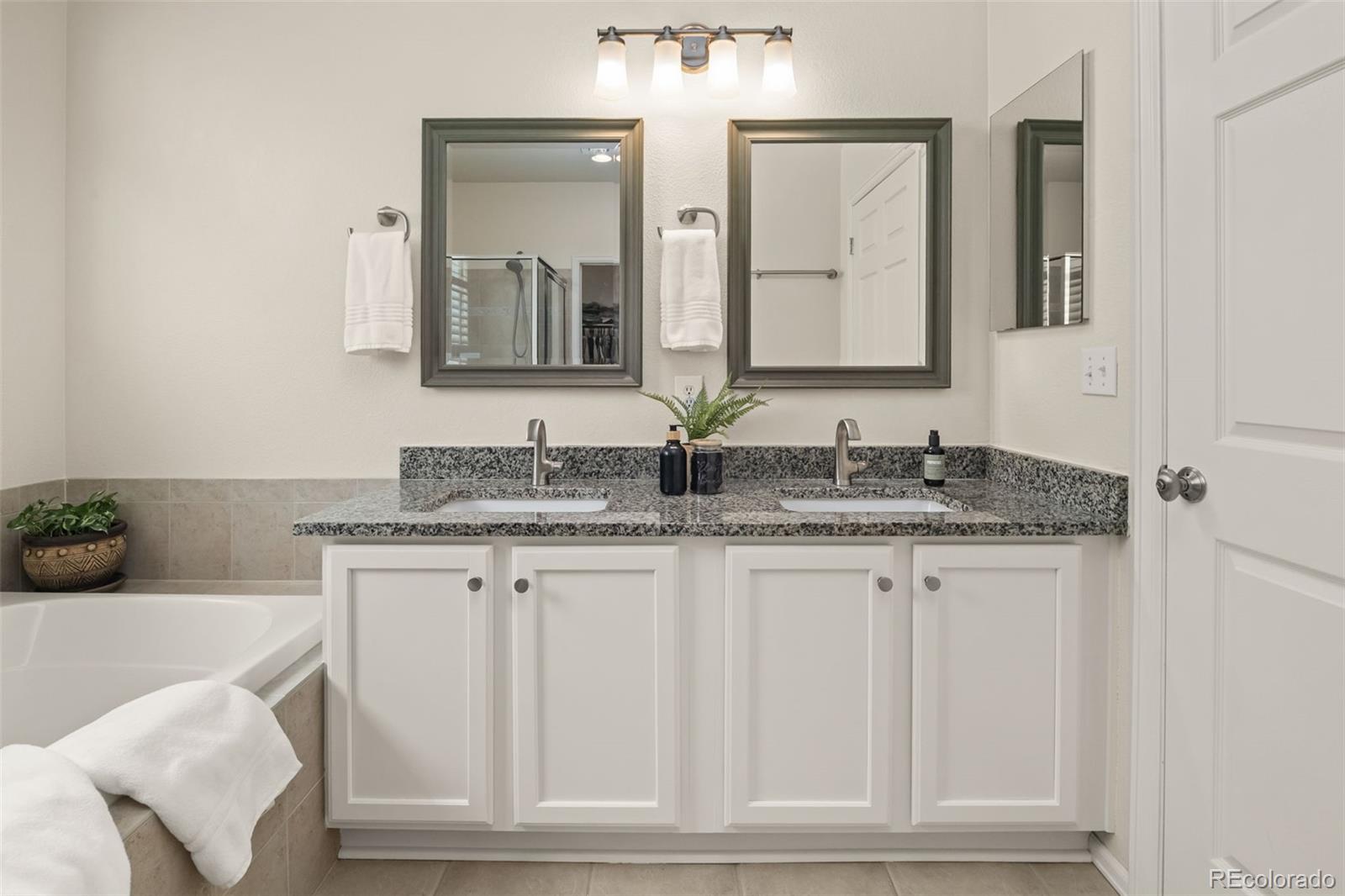 MLS Image #31 for 12223 s buffalo gap trail,parker, Colorado