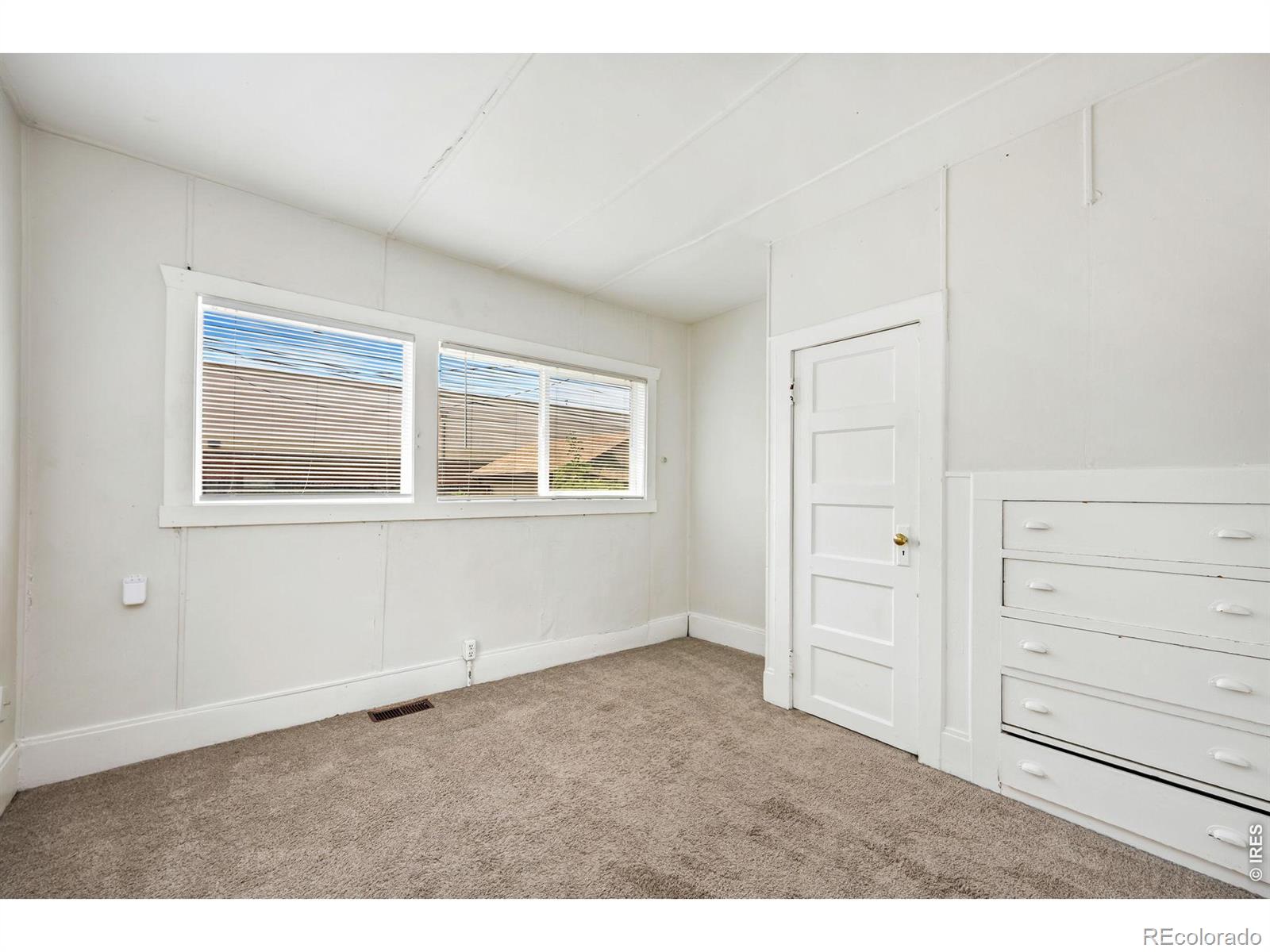 MLS Image #13 for 3059 s lincoln street,englewood, Colorado