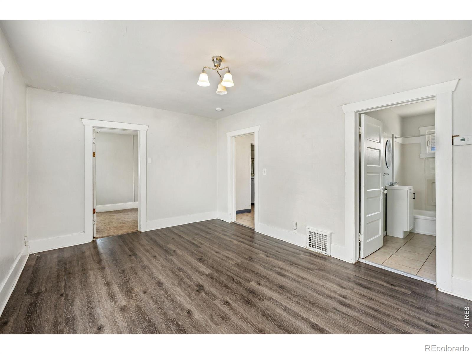 MLS Image #5 for 3059 s lincoln street,englewood, Colorado