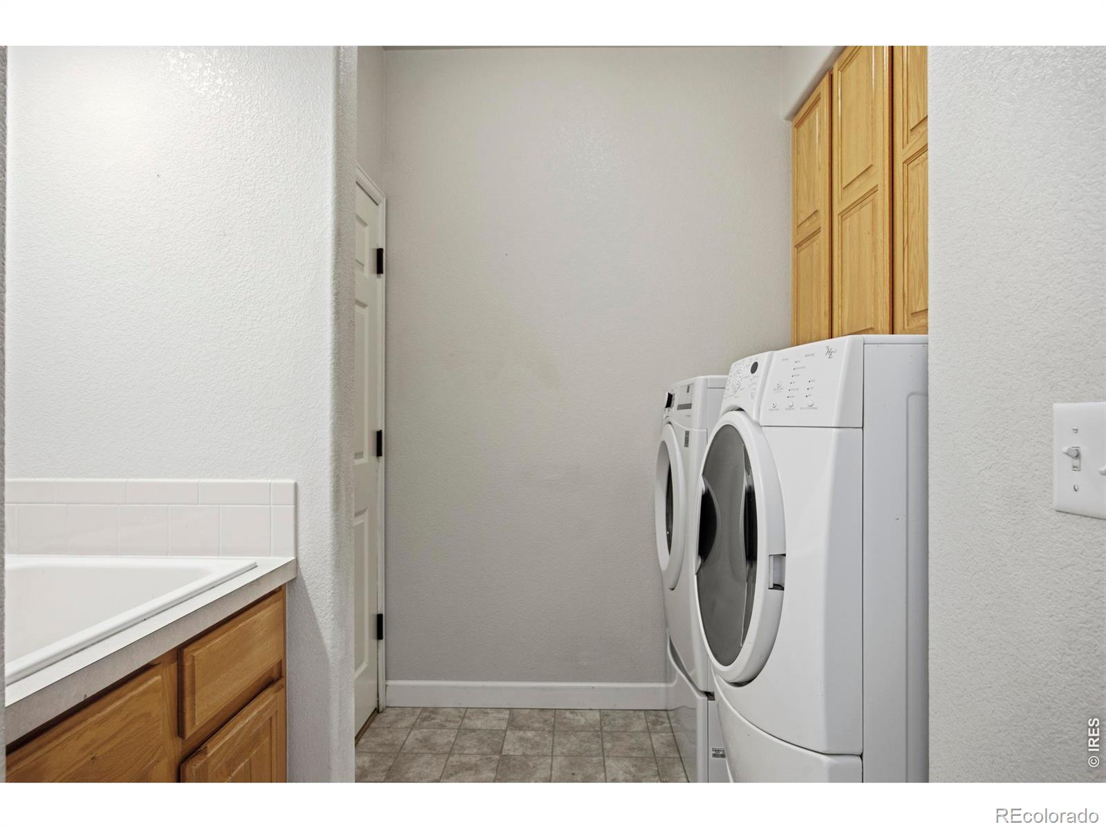 MLS Image #33 for 3152  twin wash square,fort collins, Colorado