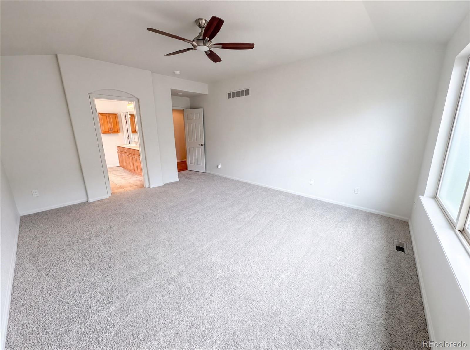 MLS Image #12 for 2802 s ireland way,aurora, Colorado
