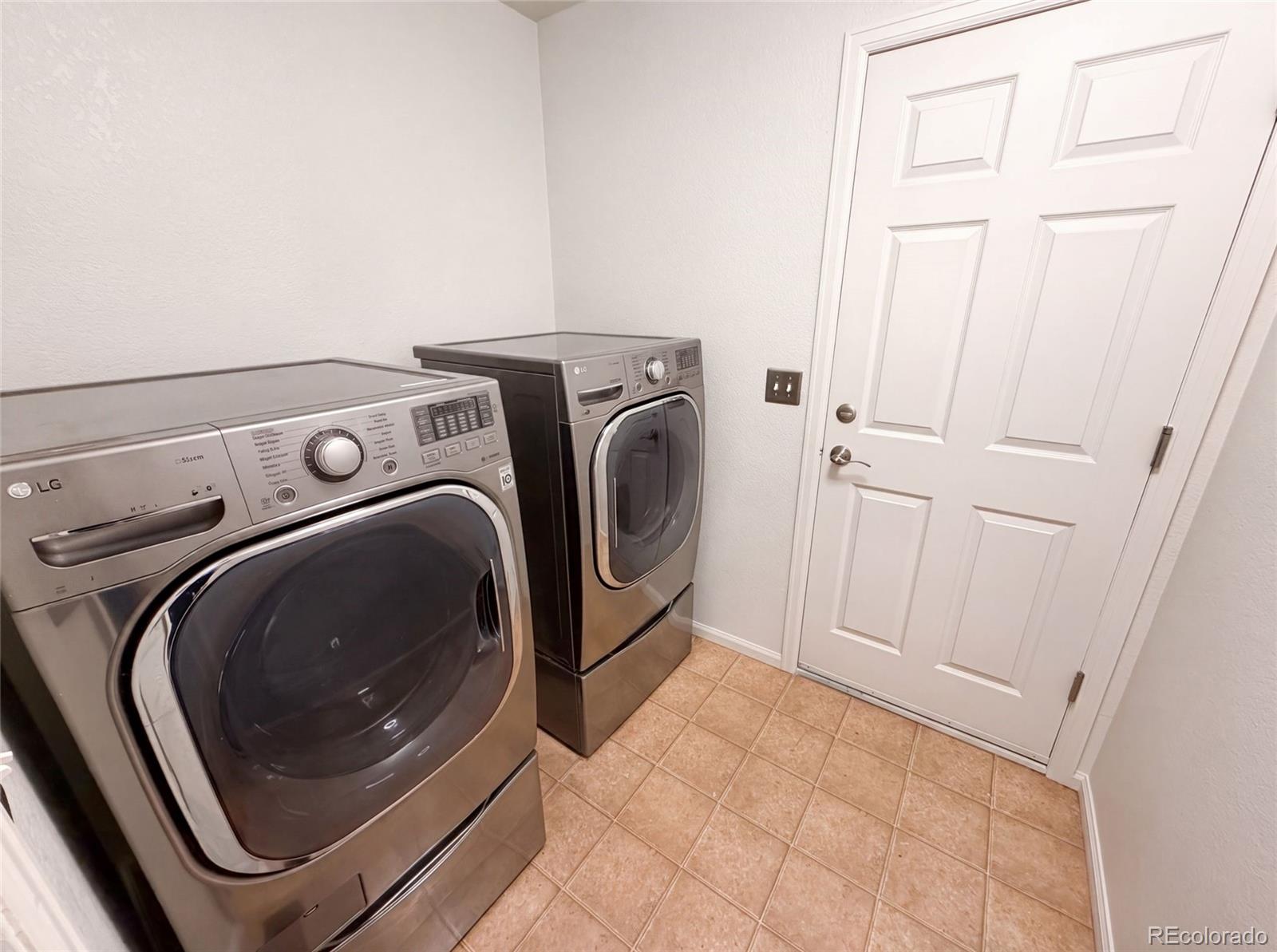 MLS Image #26 for 2802 s ireland way,aurora, Colorado