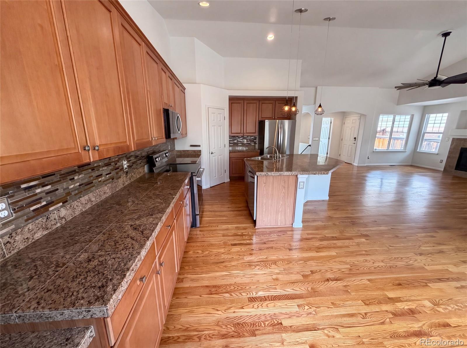 MLS Image #6 for 2802 s ireland way,aurora, Colorado