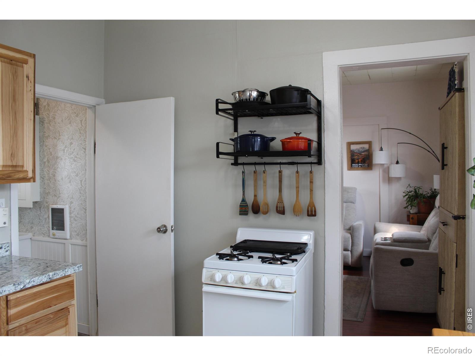 MLS Image #15 for 208  cheyenne avenue,grover, Colorado