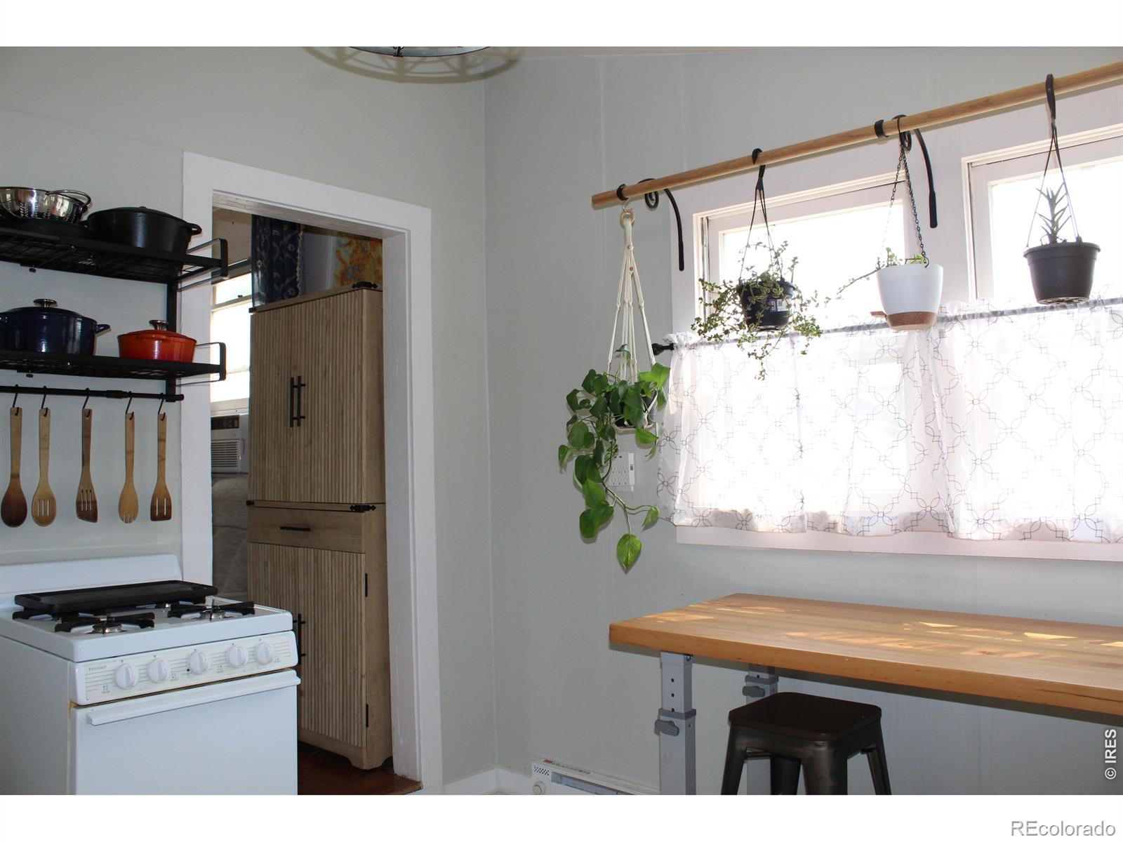 MLS Image #16 for 208  cheyenne avenue,grover, Colorado