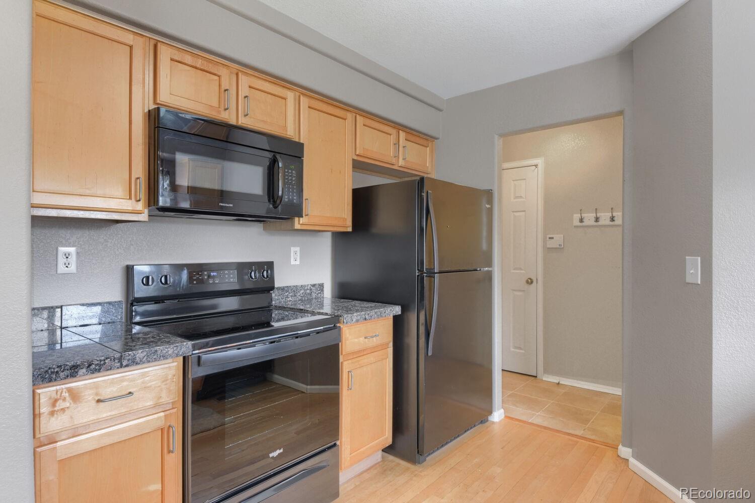 MLS Image #8 for 4585  lyndenwood circle,littleton, Colorado