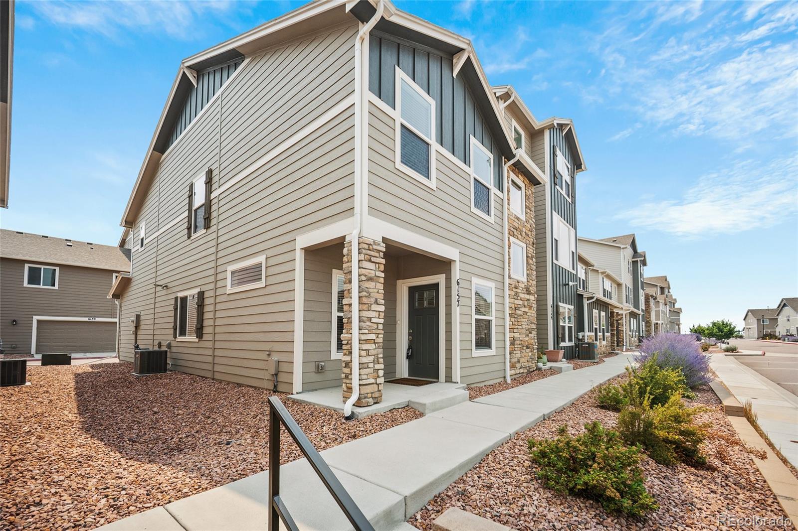 MLS Image #3 for 6157  inman view,colorado springs, Colorado
