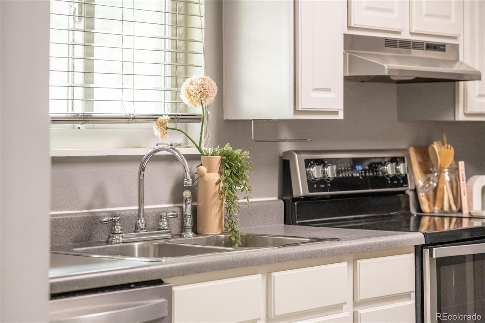 MLS Image #9 for 2169 w warren avenue,englewood, Colorado
