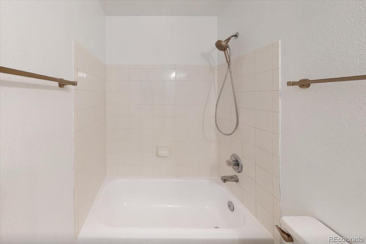 MLS Image #17 for 1232 s waco street a,aurora, Colorado