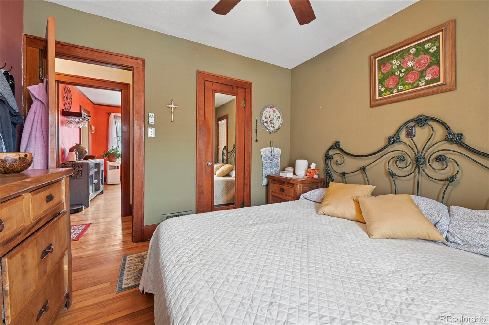 MLS Image #15 for 2408 n nevada avenue,colorado springs, Colorado